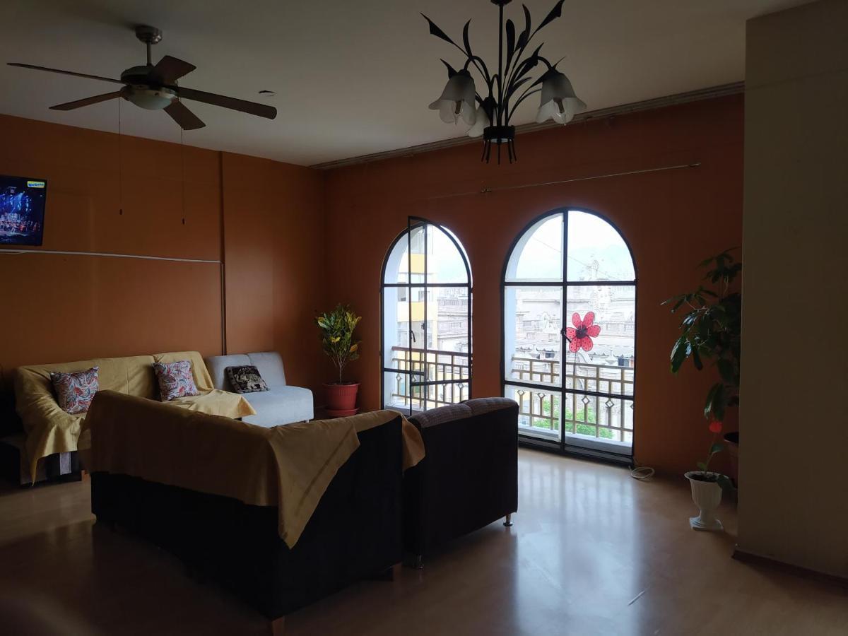 Apartamento Frente Al Palacio Gobierno Apartment ลิมา ภายนอก รูปภาพ